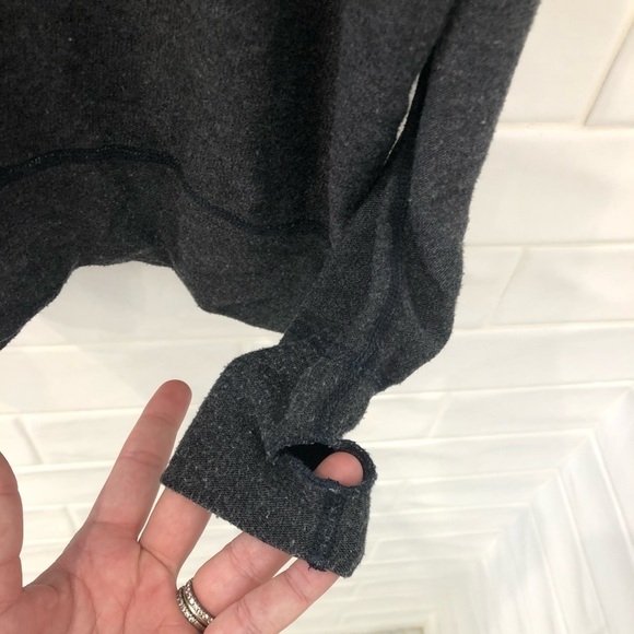 WASHED & worn by planet blue pullover top - Picture 3 of 9